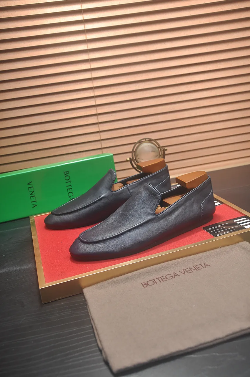 Men's shoes 💰460💶 [Botteg Venetta (BV)] (wallet shoes) exclusive new model official website new model The upper is made of high-quality top calfskin. Delicate feel and flowing luxurious texture. Tailored for refined men to create a noble aura. Delicate and regular Mark hand stitching. Smooth lines. Full sheepskin lining, comfortable to wash sweat. 38-44